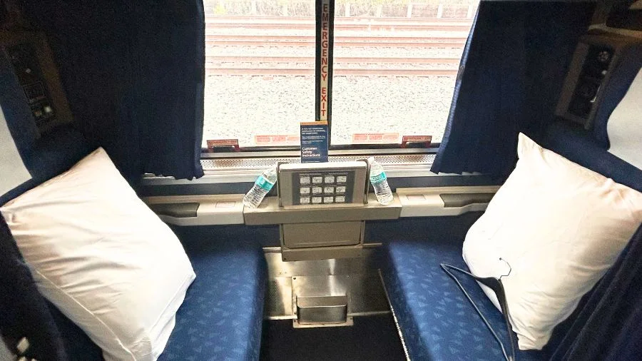 Amtrak room