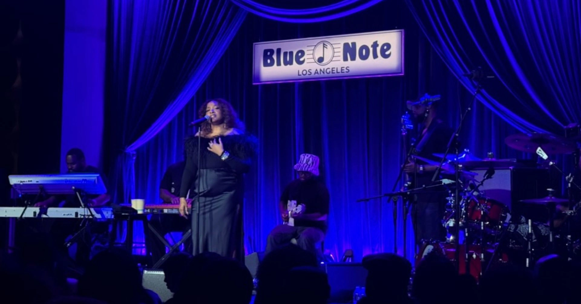 Alex Isley sings at Blue Note LA