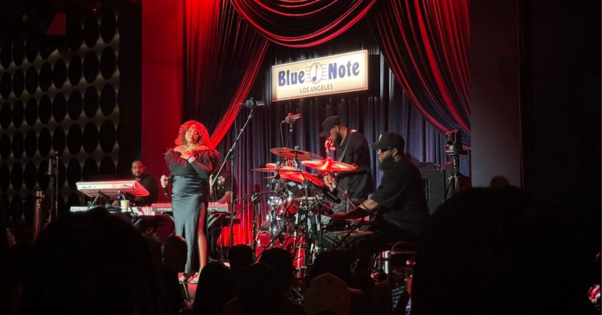 Alex Isley sings at Blue Note LA