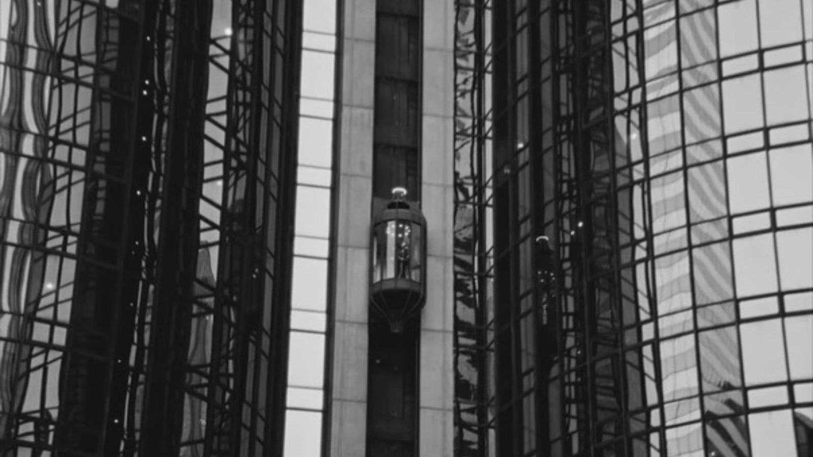 Kendrick Lamar in Westin Bonaventure Hotel